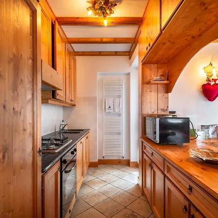 Verocai Charming R&r Apartment Cortina d'Ampezzo