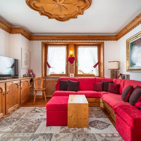 Verocai Charming R&r Apartment