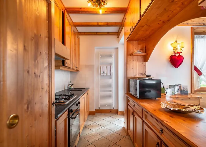 Verocai Charming R&r Lejlighed Cortina dʼAmpezzo